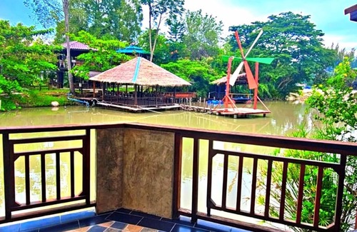 Si Racha House | Bang Phra Resort Near Si racha
