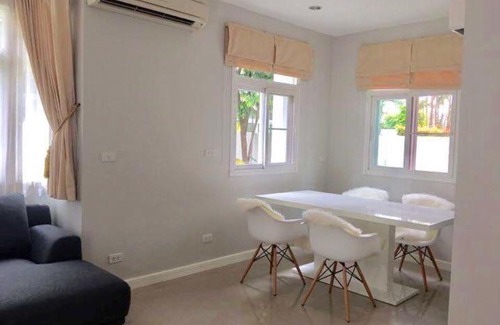 Bang Phut Villa | Bangkok boulevard