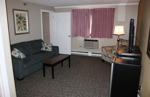 Bangor Hotel | Bangor Inn & Suites