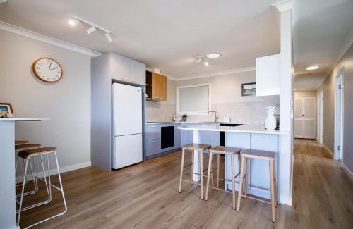 Bilinga Apartment | Banksia by Khove