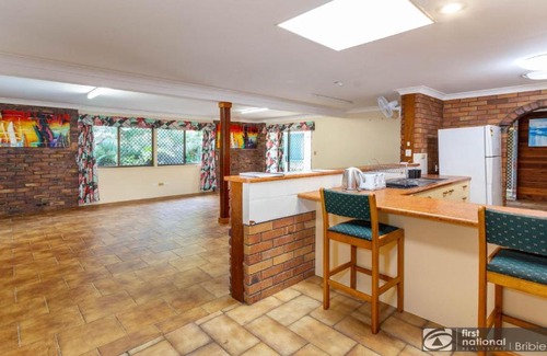 Banksia Beach House | Banksia Gem One Street Back From Waterfront