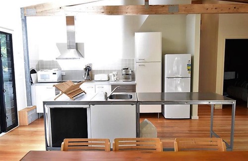 Waratah House | Banksias at Waratah Bay
