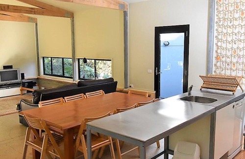 Waratah House | Banksias at Waratah Bay
