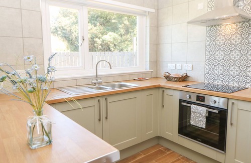 Marley Hill Cottage | BANKWELL COTTAGE, pet friendly, with open fire in Sunniside