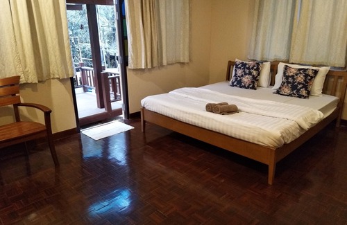 Ban Phe Hotel | Banlomtalay Resort