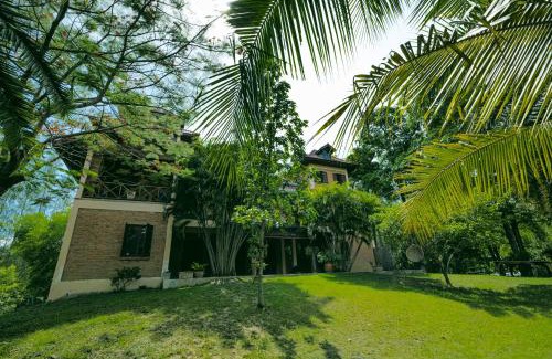 Ban Thi House | Banthi Home