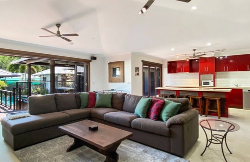 Horseshoe Bay House | Banyak Villa - Horseshoe Bay