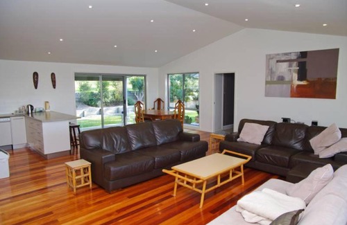 Crescent Head House | Banyula, 103 Neville Morton Drive