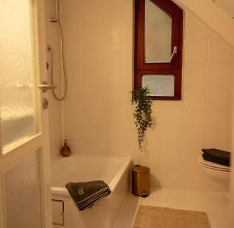 Huefingen Apartment | Baptistle
