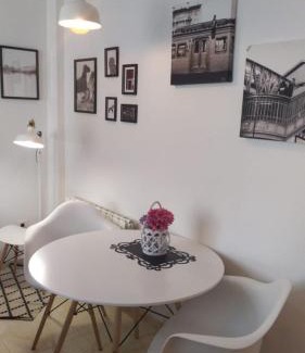 El Roc de Sant Gaieta Apartment | Bara Blanc Beach