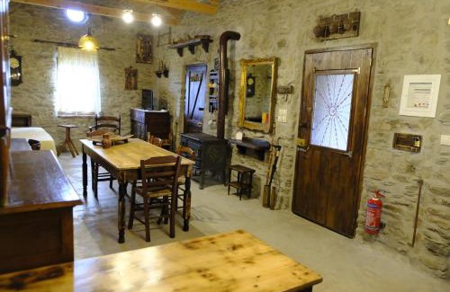 Kithira House | Barbacane