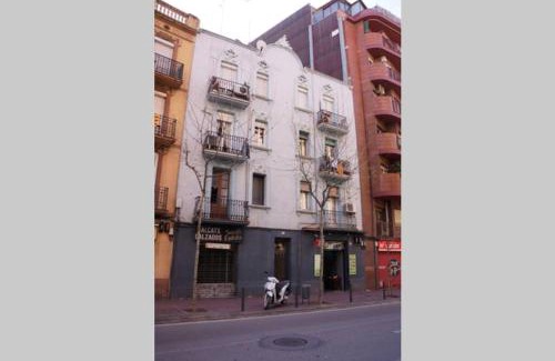 L'Hospitalet de Llobregat Apartment | Barcelona Industrial Style Apartment