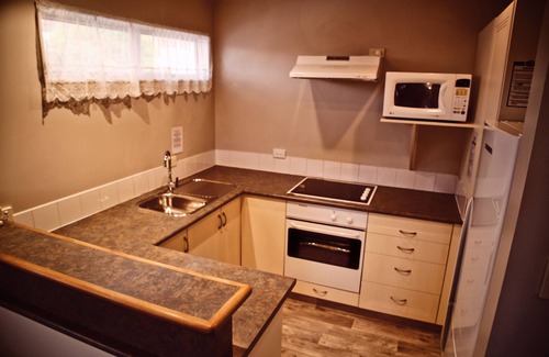 Hamilton North Hotel | Barclay Motel