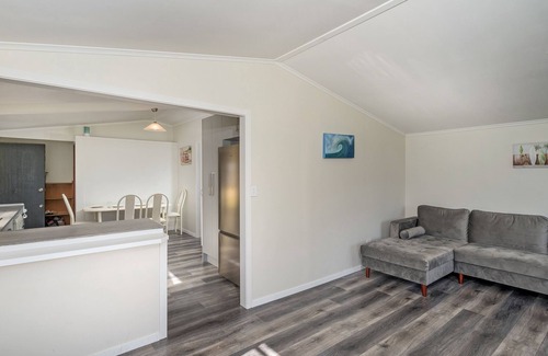 Matarangi House | Barefoot Daze - Matarangi Holiday Home
