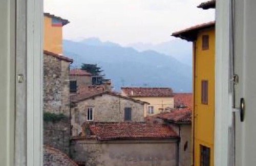 Fornaci di Barga Apartment | Barga historical center Charming apartment with garden