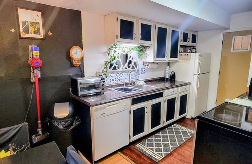 Lawrence House | Bargain Lawrence Stay! Garage+fenced Yard, Near KU, LMH & Downtown