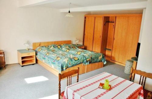 Kisnana House | Bari Tanya