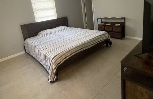 Florida Ridge House | Barn style 2 bed 2 bath house