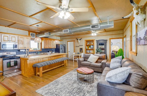 McGregor House | 'Barndominium' McGregor Vacation Rental on 5 Acres