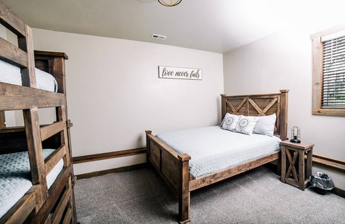 Dingle Other | Barndominium with New indoor Gym located 8 miles from North shore of Bear Lake.