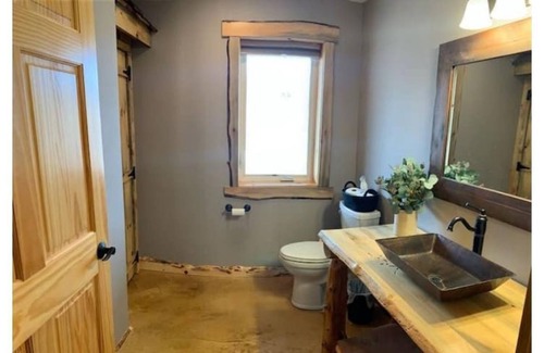 Piedmont House | Barndominium within 5 minutes of two trail heads!