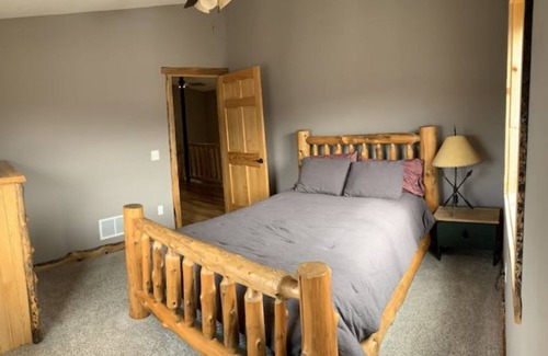 Piedmont House | Barndominium within 5 minutes of two trail heads!