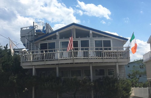 Point Pleasant - Toms River House | Barnegat Light 2nd from beach- bright, open 3 BR 1.5 BA with ocean views!