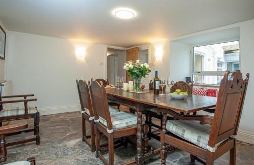 Stoke Gabriel House | Barnhay Cottage