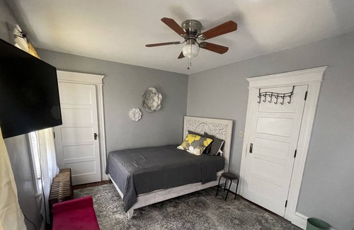 Bridgeport House | Barnum House CONVENIENT location !