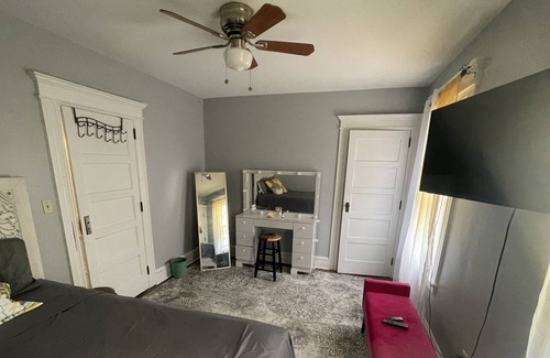 Bridgeport House | Barnum House CONVENIENT location !