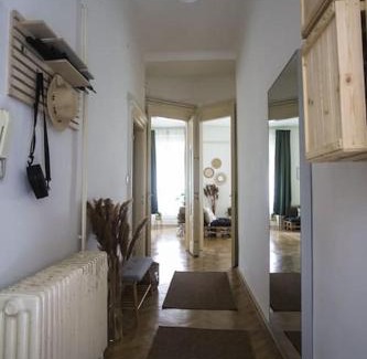 Csarnok negyed Apartment | Baross 86 greenery apartment