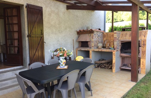 Esbareich Villa | Barousse Valley in Esbareich 65370 Hautes-Pyrénées. Minimum of 7 nights