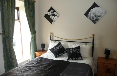 Moville House | Barron's Bed & Breakfast