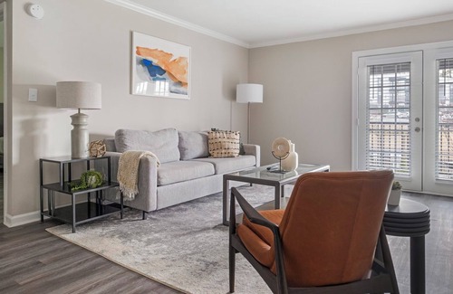 Homewood Apartment | Barsala l Professionally-cleaned 1BD