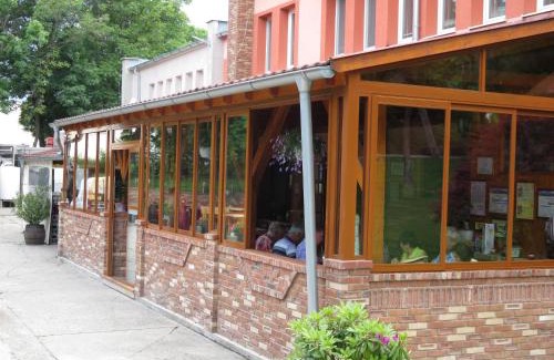 Samorin House | Bartal Rodinné Vinárstvo