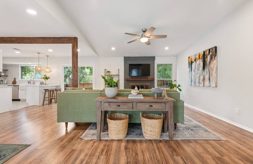 Barton Hills House | Barton Hills, Austin Beauty