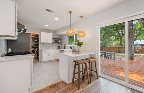Barton Hills House | Barton Hills, Austin Beauty