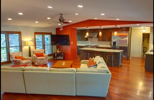 Barton Hills House | Barton Hills house close to Barton Springs Pool