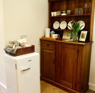 New Forest District Apartment | Barton Hollow