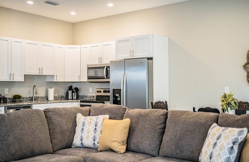 Bartow Condo | Bartow Exploration