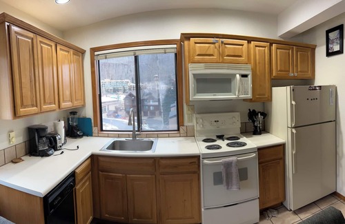 Purgatory Apartment | Base area Unit! Short walk to lift! Clean and comfortable! Best deal