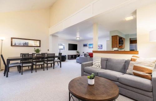 Cottonwood Heights House | Base of Big Cottonwood-Hot tub, 20 mins to Resorts