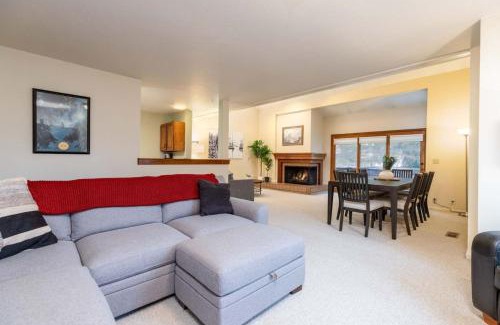 Cottonwood Heights House | Base of Big Cottonwood-Hot tub, 20 mins to Resorts