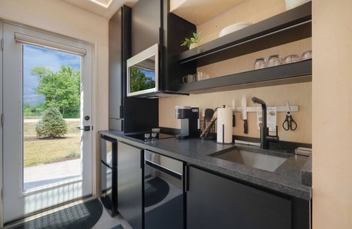 Ottawa Cabin | Basecamp | 1 Bed, 1 Bath