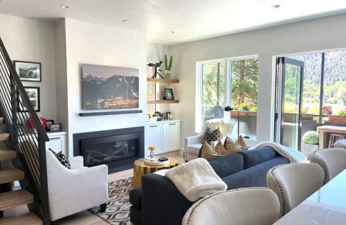 Telluride House | Basecamp at Valley Floor - views and wildlife!