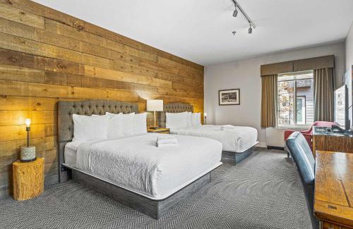 Canmore Hotel | Basecamp Lodge Canmore