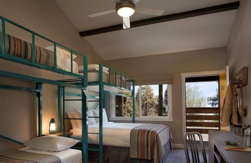 Tahoe City Hotel | Basecamp Tahoe City