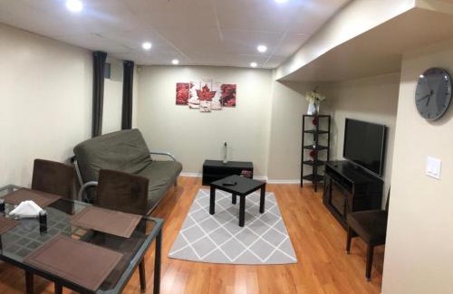 Richmond Hill Apartment | Basement Apartment in Richmond Hill