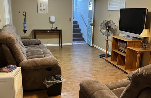 Jetmore House | Basement house for hunters or the in-laws