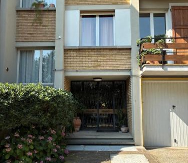 San Lazzaro di Savena Bed & Breakfast | BASISA Bed&Breakfast